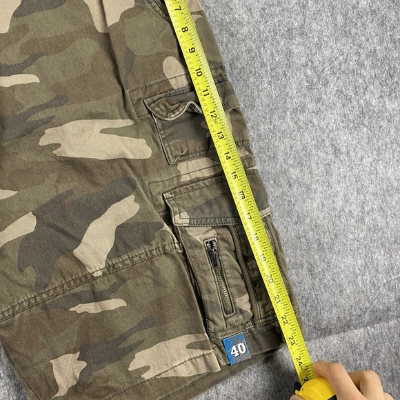 Iron Co Shorts Men's 40 Green Camouflage Baggy‎ Wide Leg Y2K Cargo NWT - Picture 7 of 13